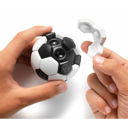 Smart Games Plug Play Žoga